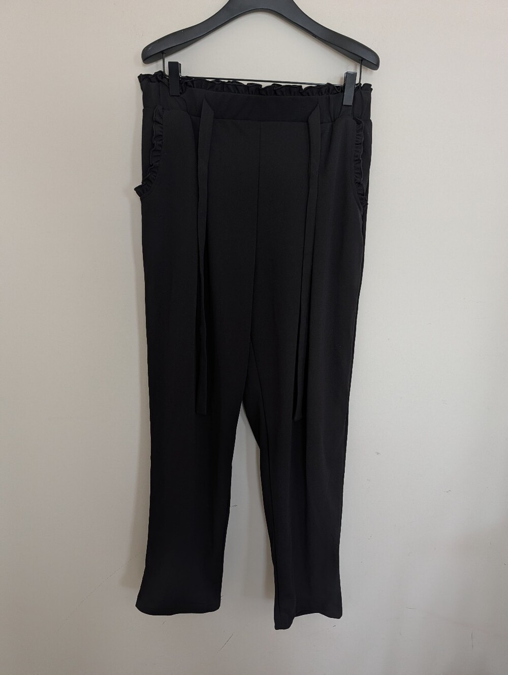 Harper's Black Ruffled Waist Tie Pants - Women's